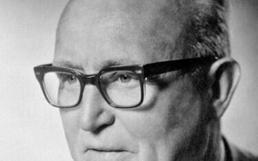 1934: Otto Keller (1901 - 1992) takes over management from his father Albert Keller. 